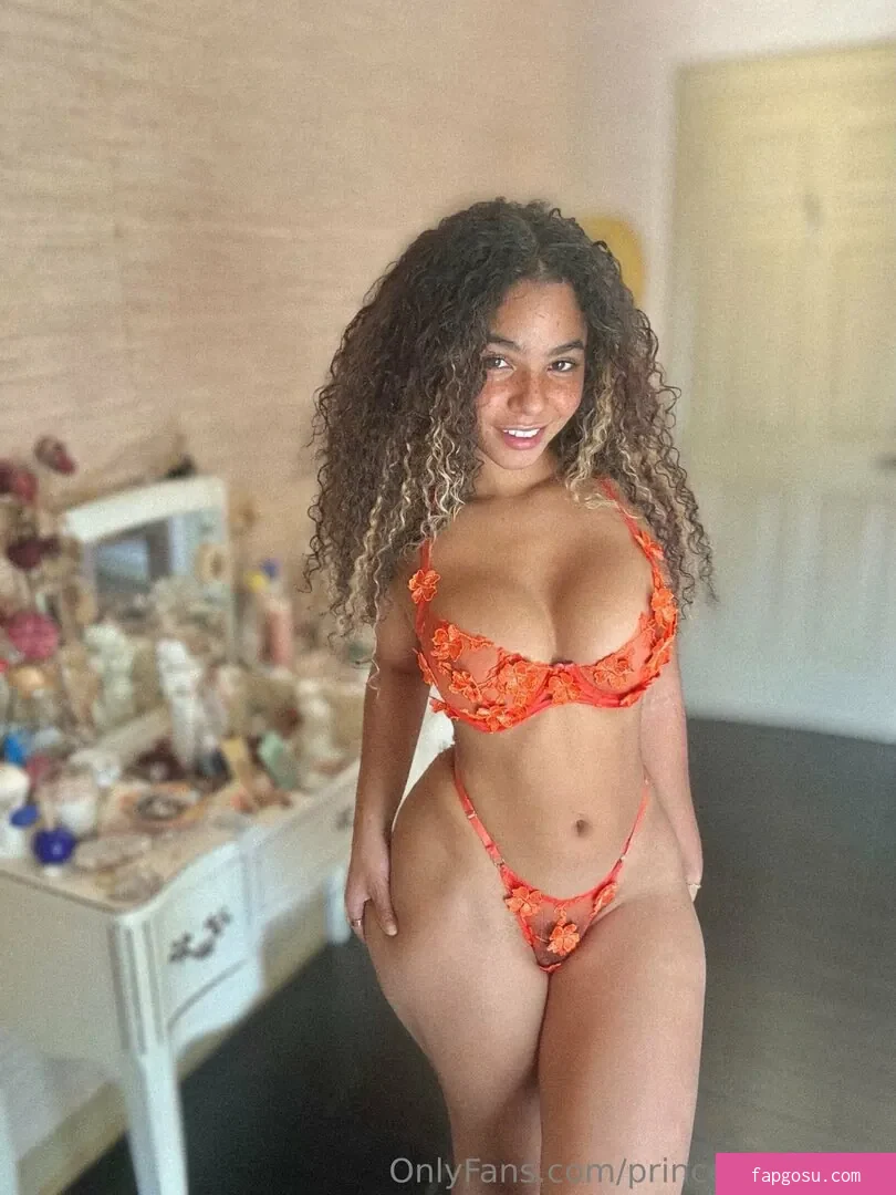 Helayna Marie