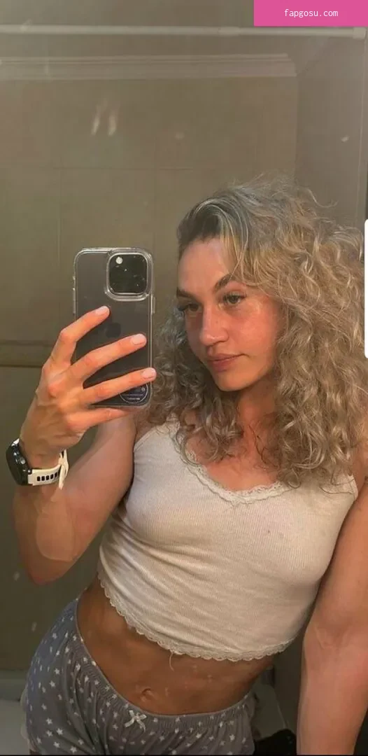 Holly Mills
