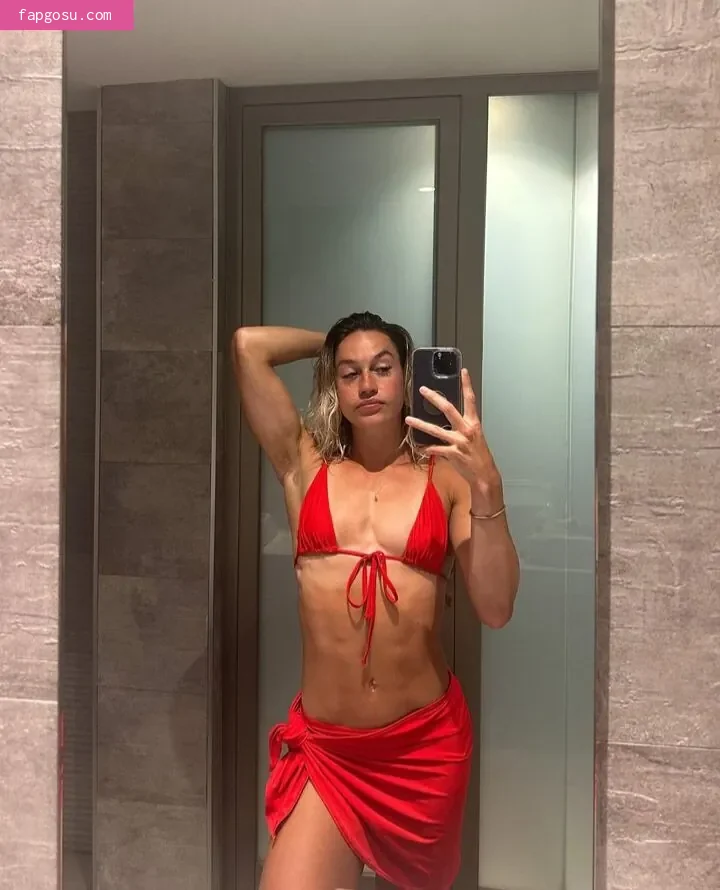 Holly Mills