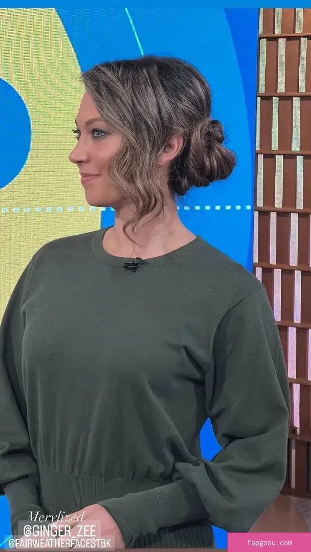 Hot News Weather Babes