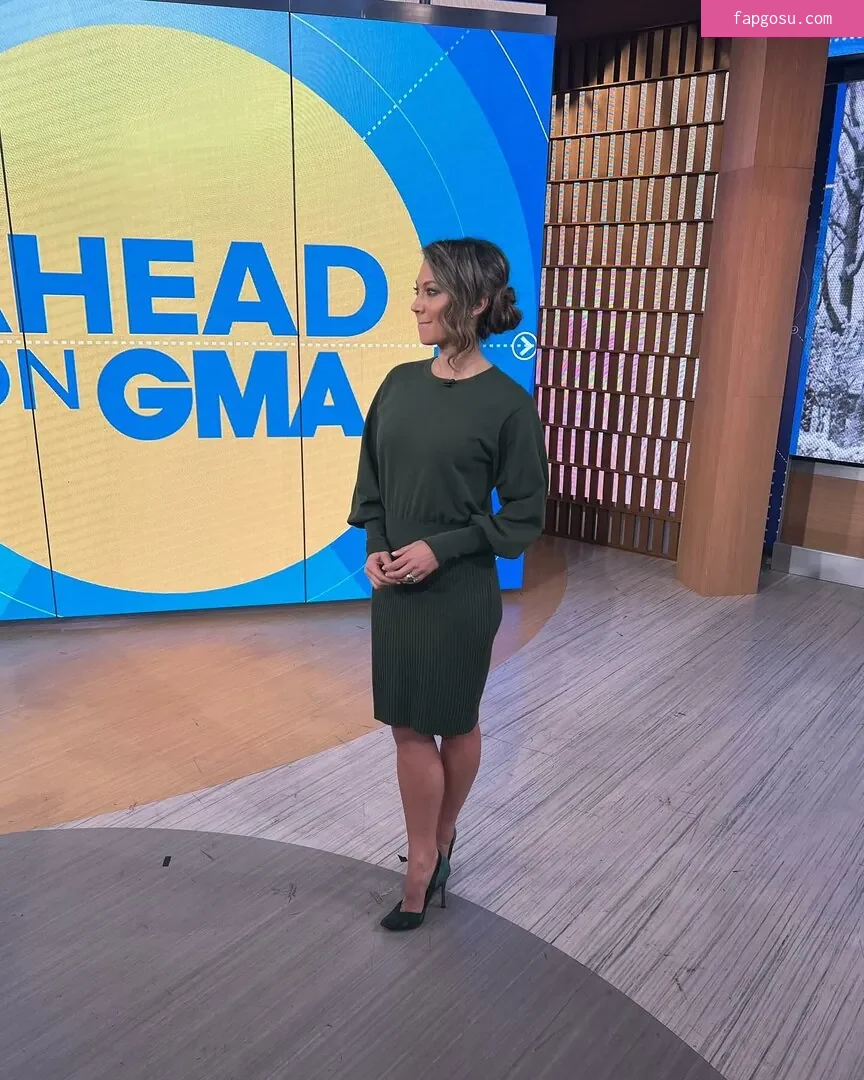 Hot News Weather Babes