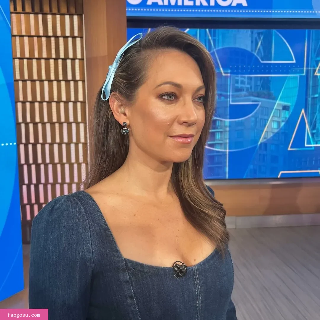 Hot News Weather Babes