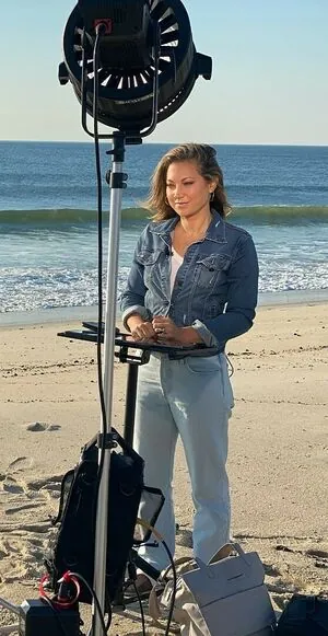 Hot News Weather Babes content