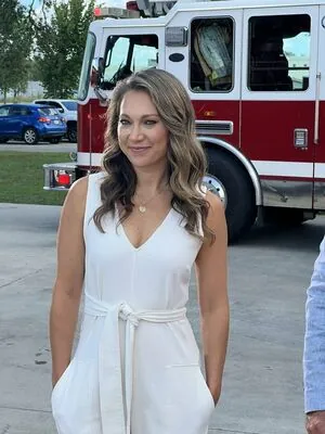Hot News Weather Babes content