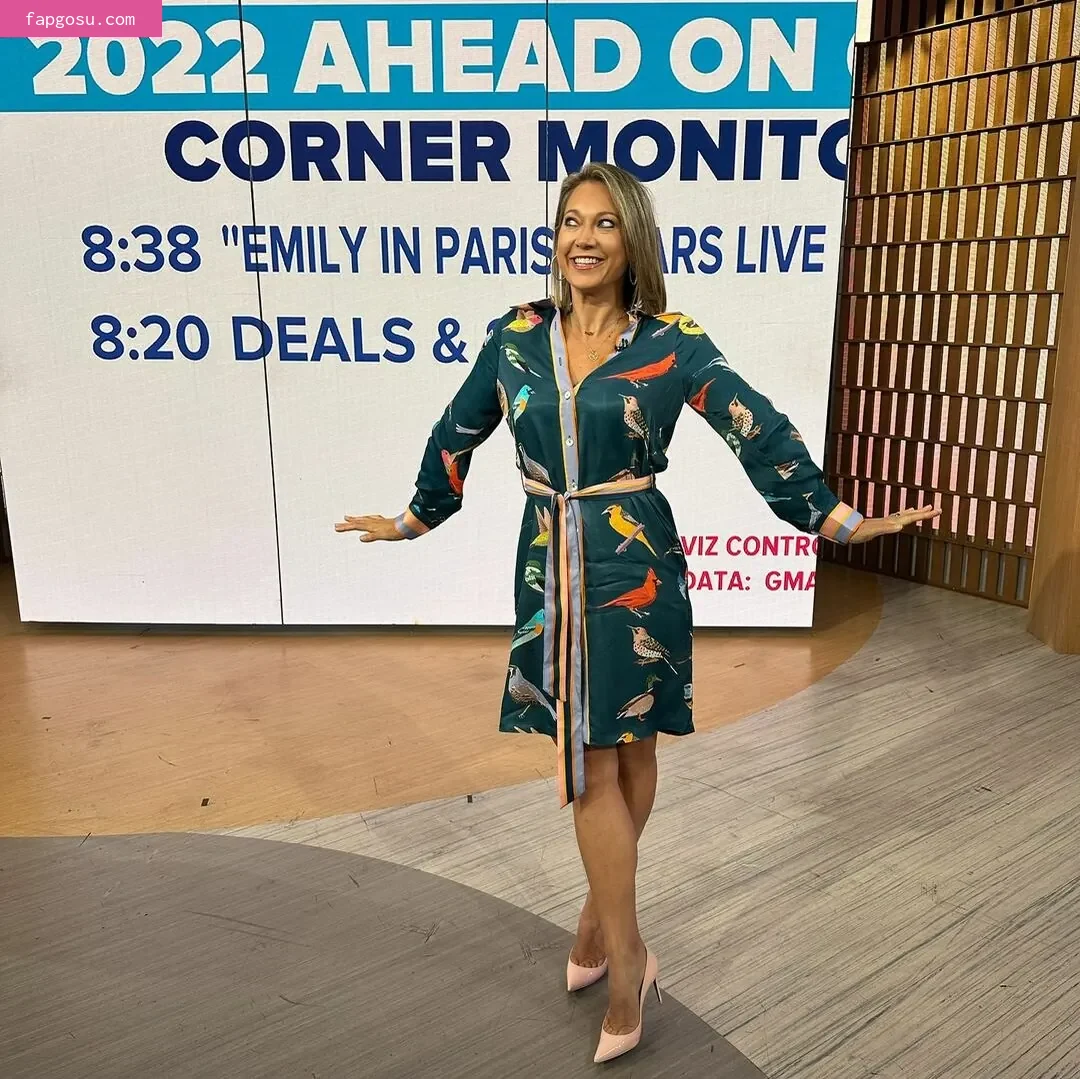 Hot News Weather Babes
