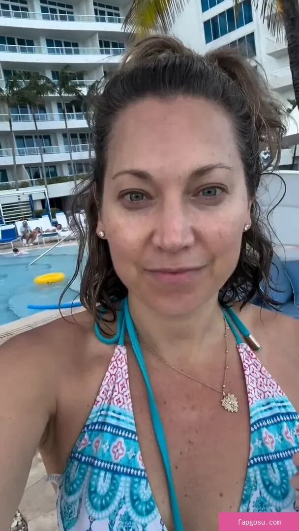 Hot News Weather Babes