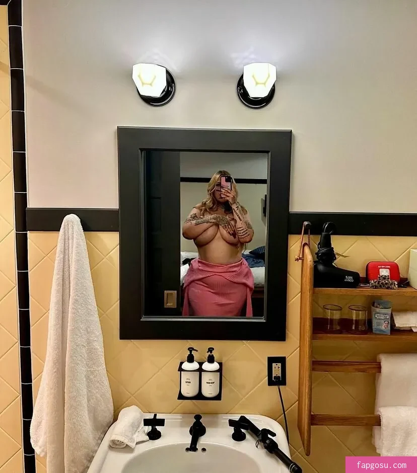 hotandselfish