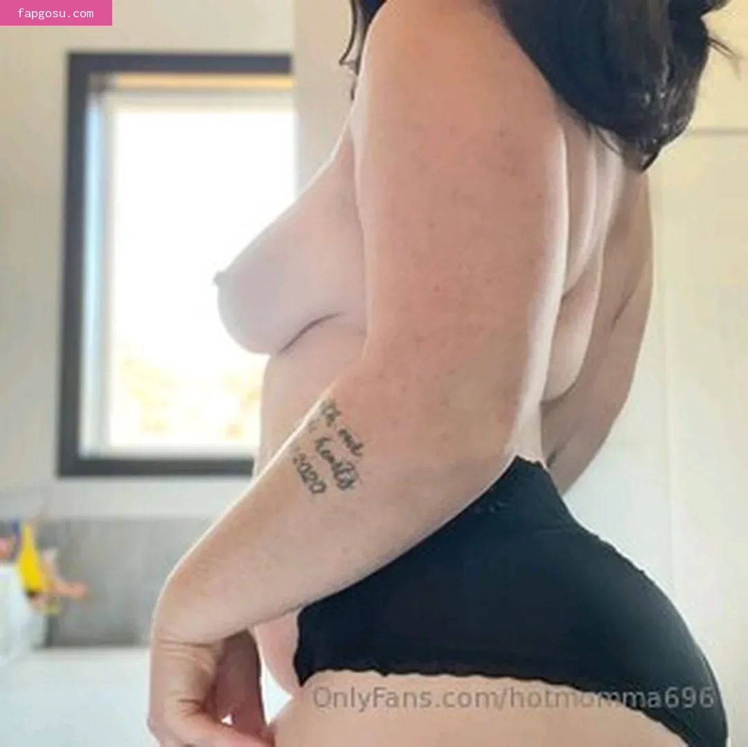 Hotmomma696