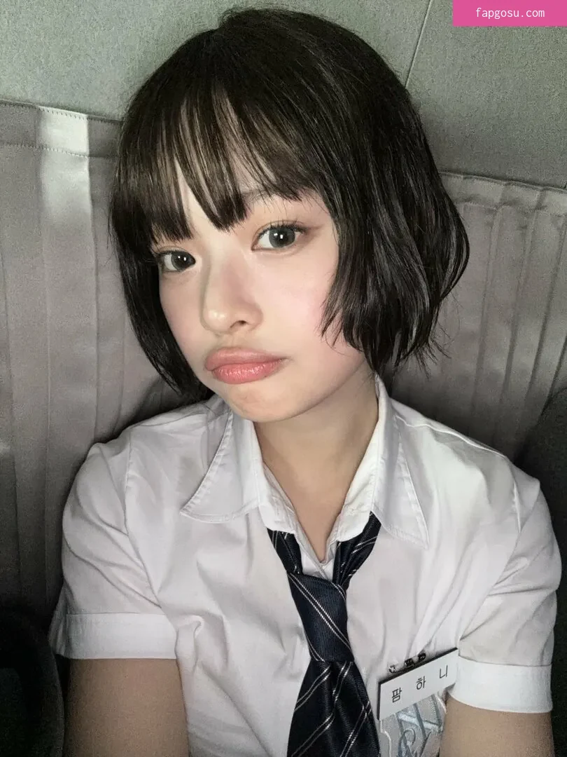 Hanni Pham