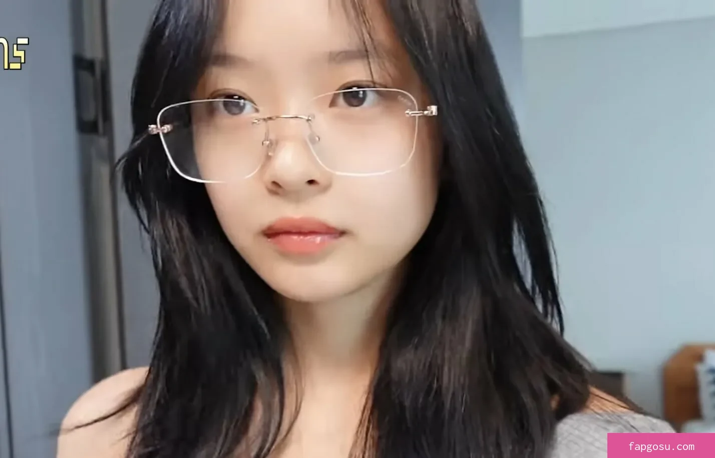 Hanni Pham