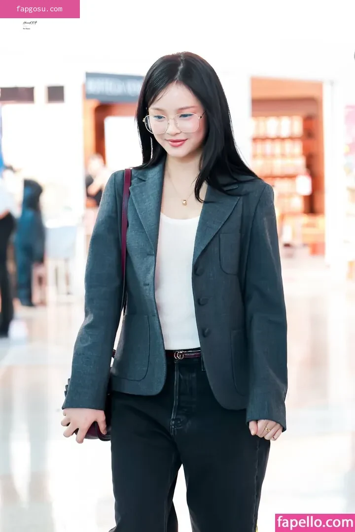 Hanni Pham