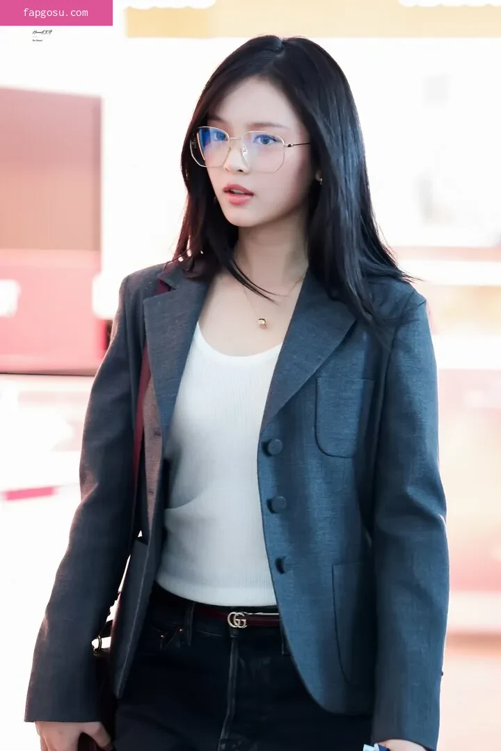 Hanni Pham
