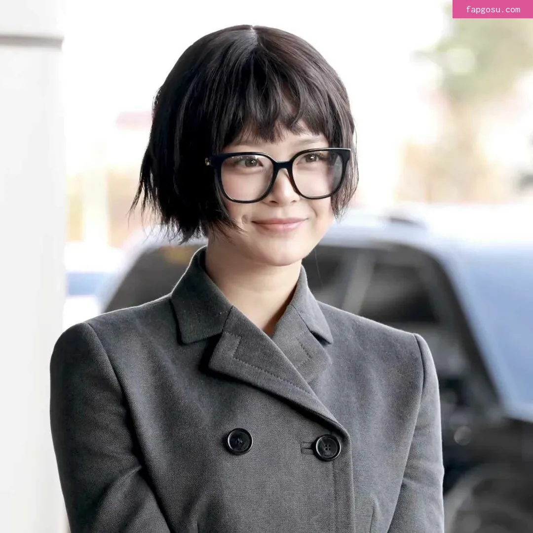 Hanni Pham