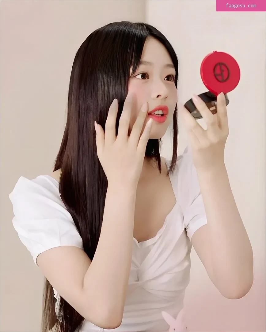 Hanni Pham