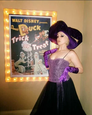 Harley Quinn Smith content