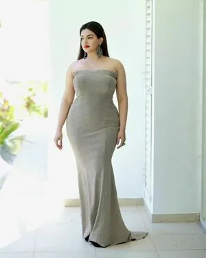 Honey Rose content