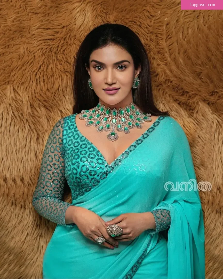 Honey Rose