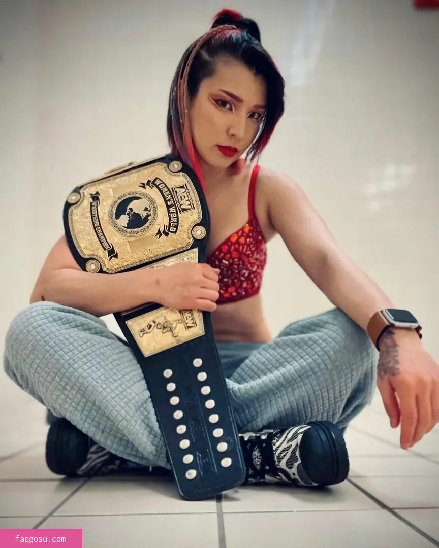 Hikaru Shida