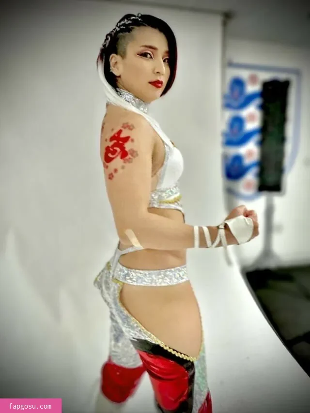 Hikaru Shida
