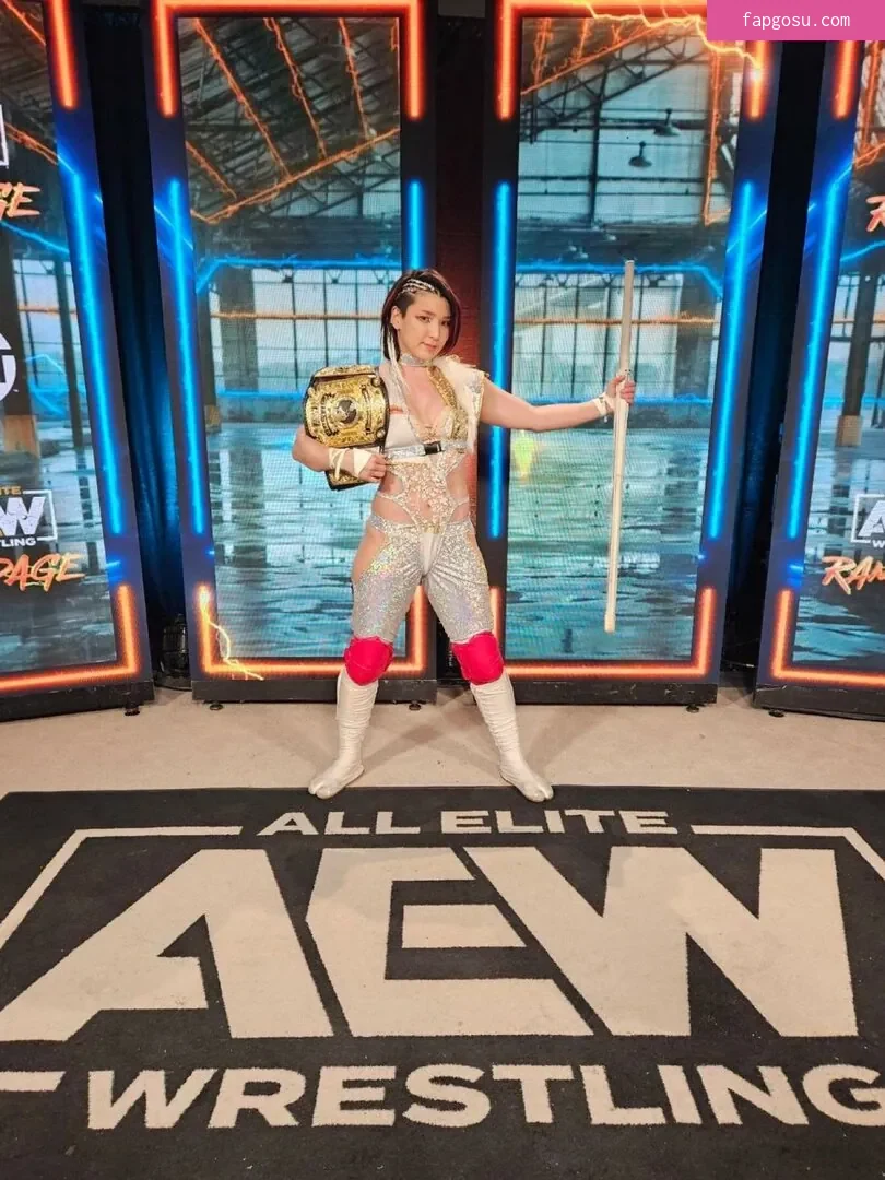 Hikaru Shida