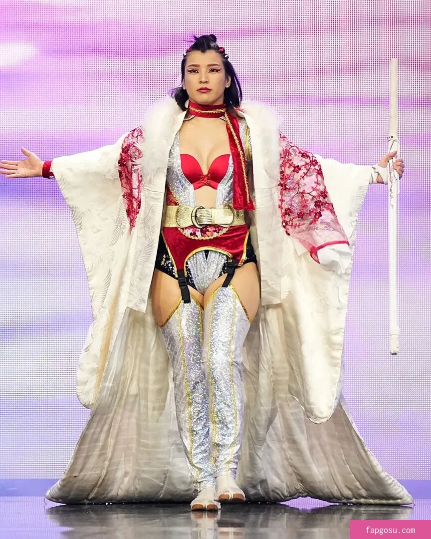 Hikaru Shida