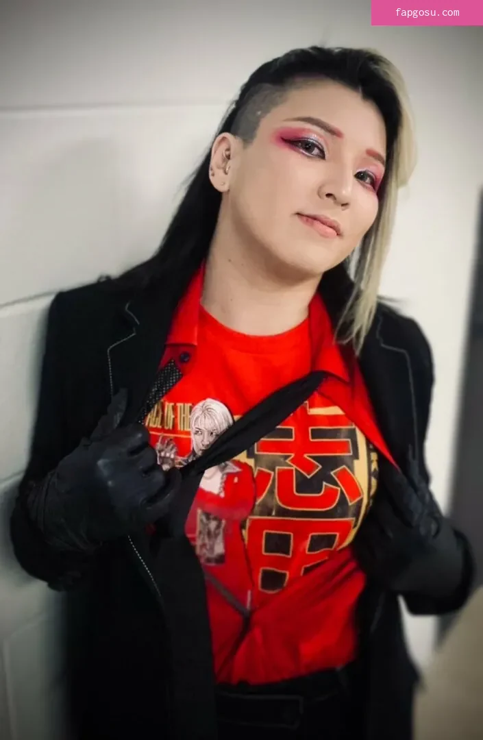 Hikaru Shida