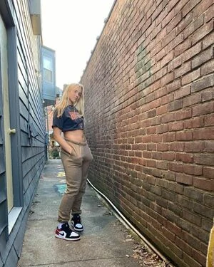 Hailey Van Lith content