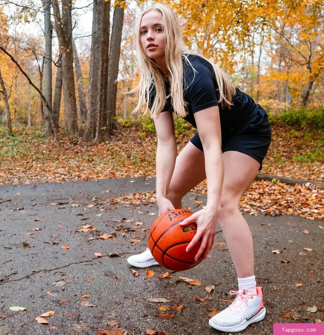 Hailey Van Lith