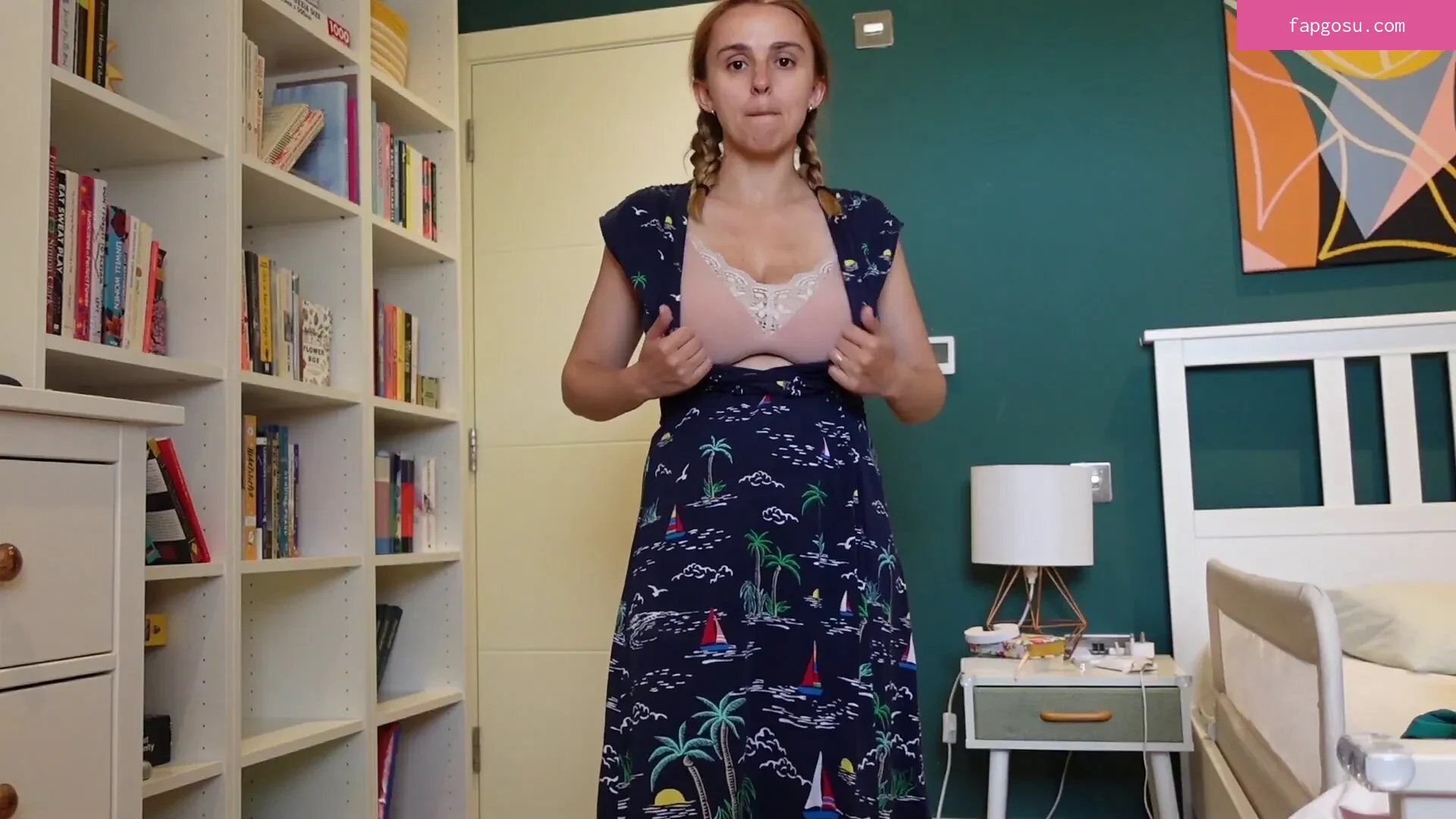 Hannah Witton