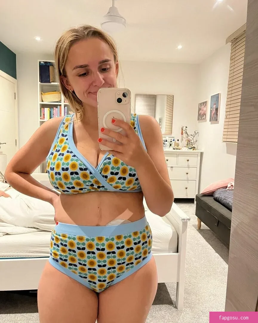Hannah Witton