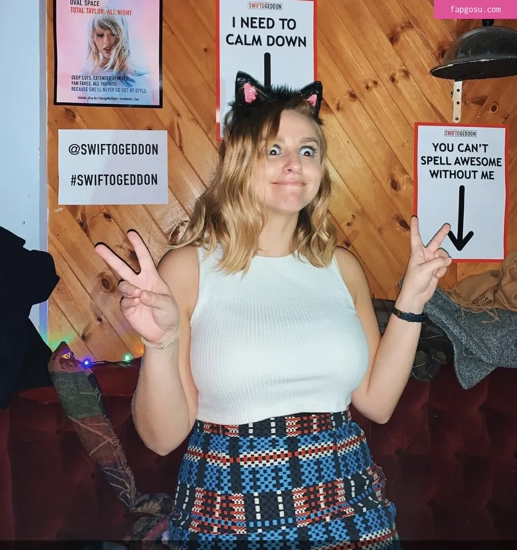 Hannah Witton