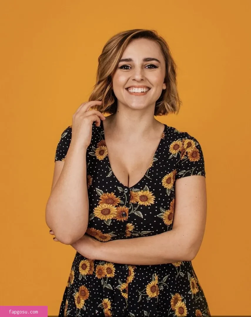 Hannah Witton