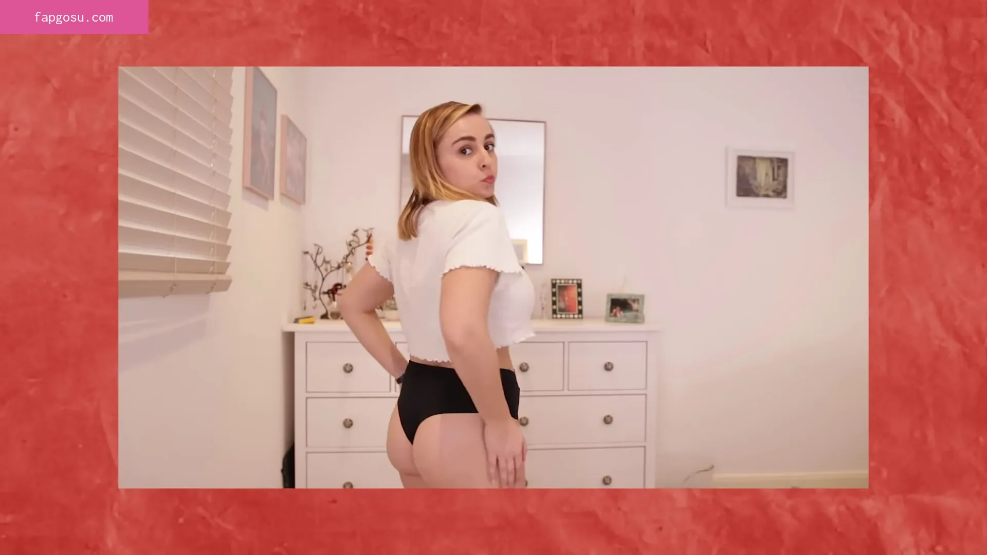 Hannah Witton