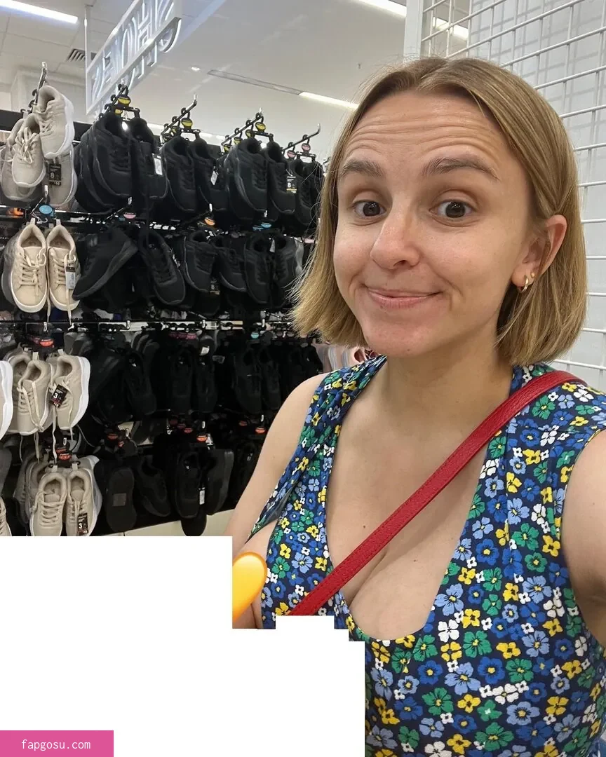 Hannah Witton