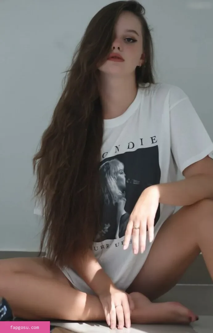 Isabella 110022