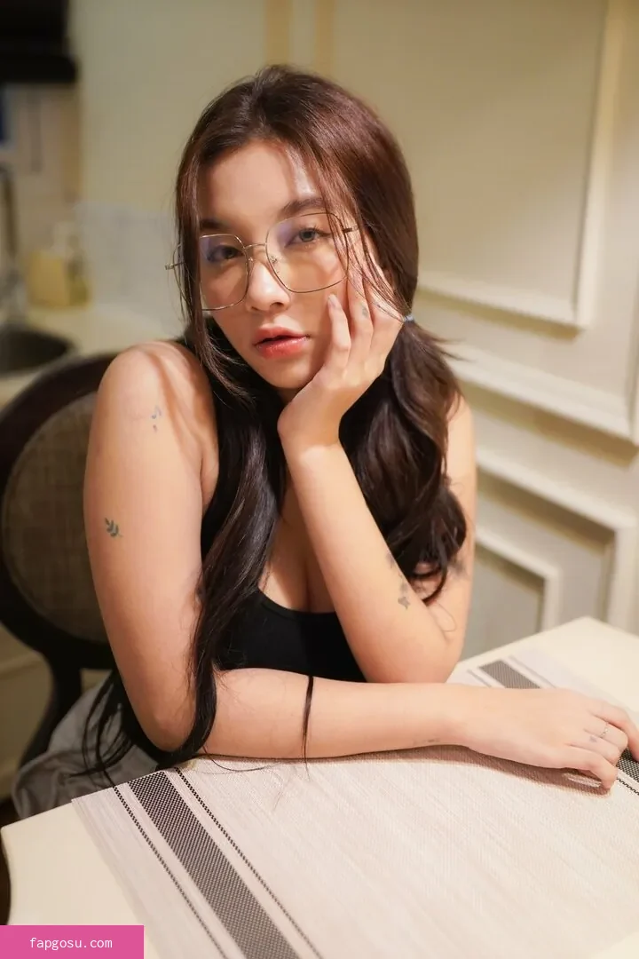 irisadamsone