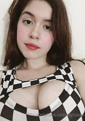 iamanothergirl content