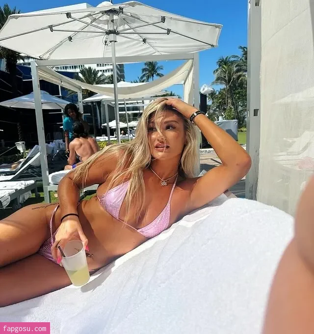 Izzi Dame