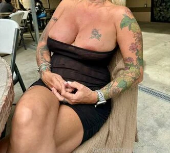 island_girl_fun content