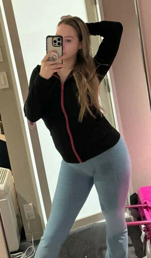 Izzy G content