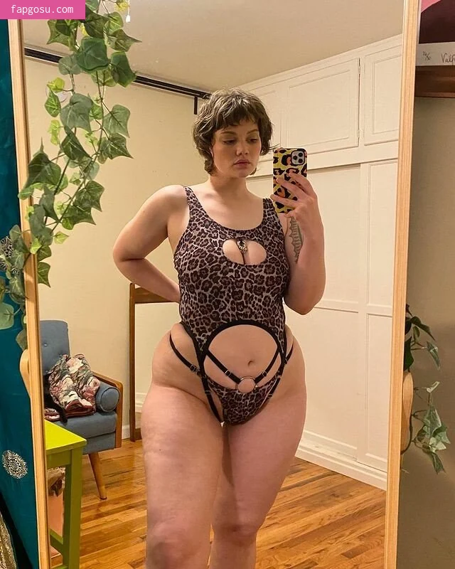 isabel_hendrix