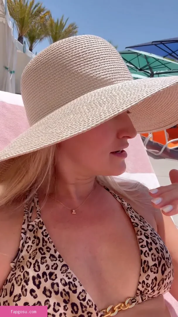 iJustine