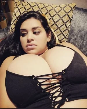 ilovemycurves content
