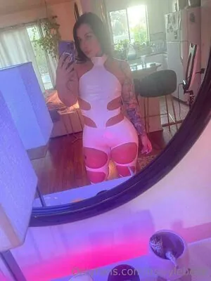 Ivy Lebelle