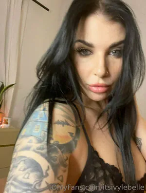 Ivy Lebelle