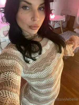 Ivy Lebelle