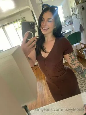 Ivy Lebelle