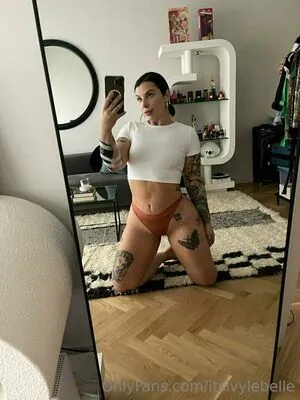 Ivy Lebelle