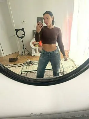 Ivy Lebelle