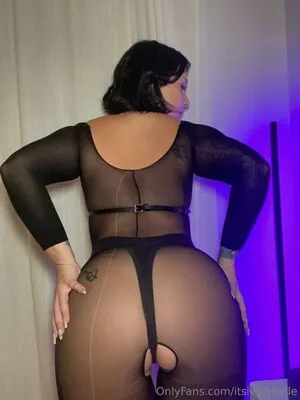 Ivy Lebelle